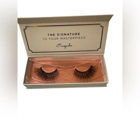 Esqido Handcrafted False Eyelashes New in Box - Picture 3 of 6